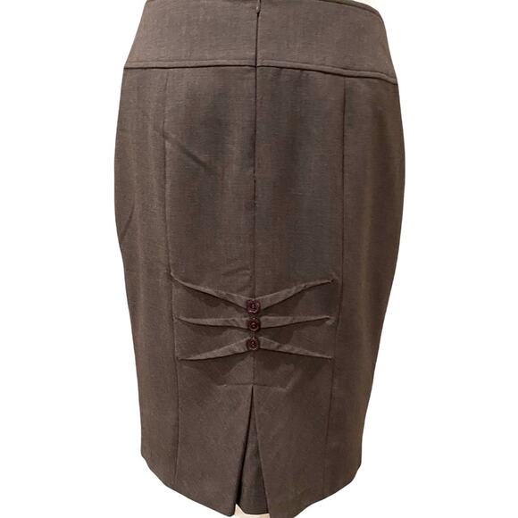 Tribella Taupe Brown Pencil Skirt with Pleating Detail Size 6P - Picture 2 of 8